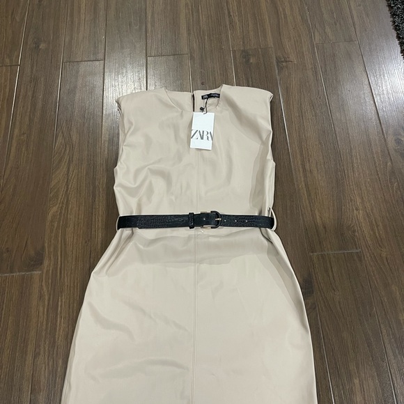 Zara blogger faux leather dress - Picture 3 of 5